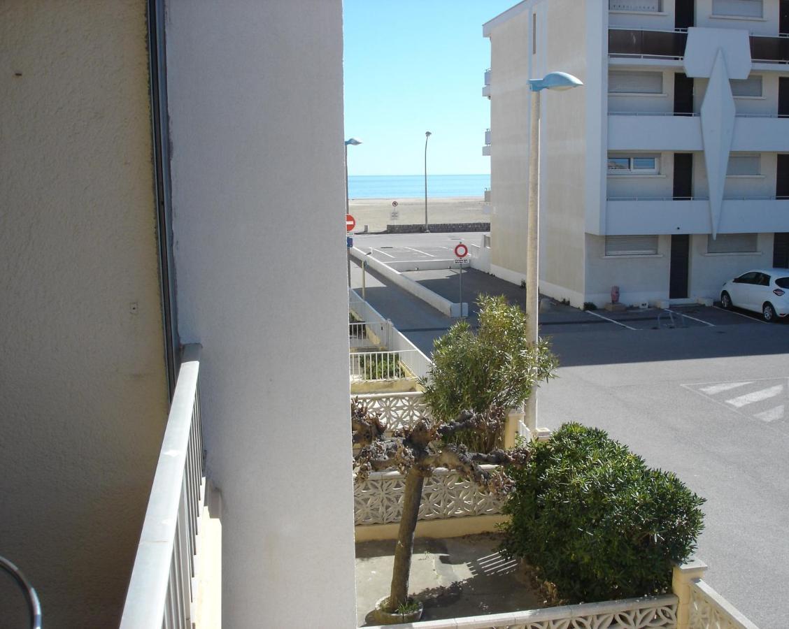Appartamento Juste à côté de la plage,vue latérale sur mer Port-la-Nouvelle Esterno foto